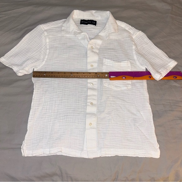 Abercrombie & Fitch XS White Short Sleeve Button Down Oversized Loose Sheer - Picture 4 of 10